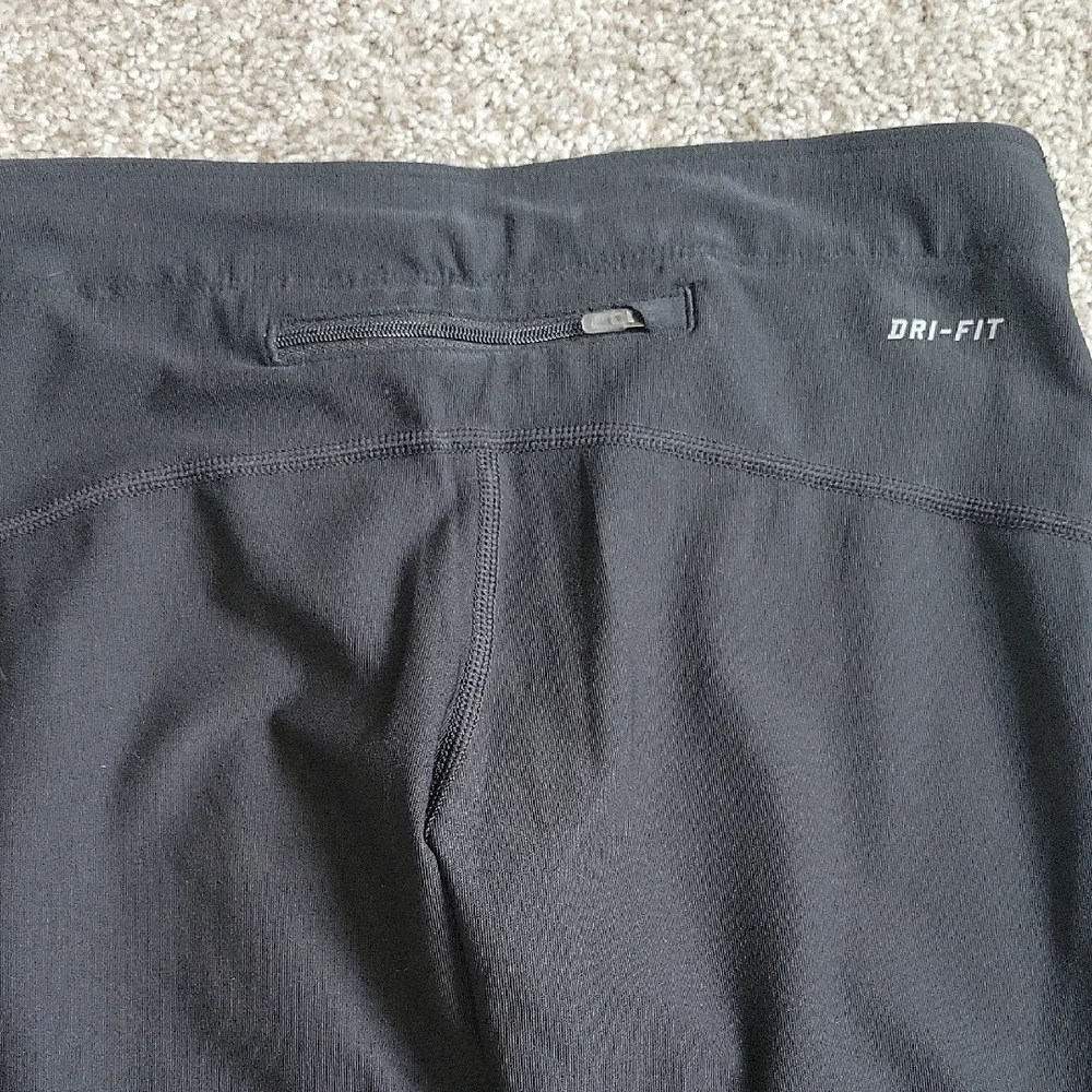 Nike Black Performance Joggers - Picture 8 of 9